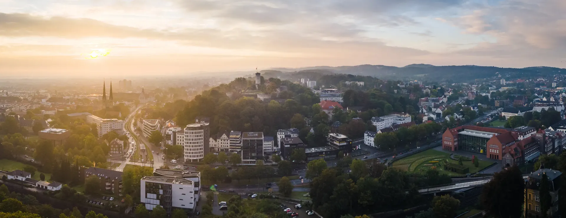 Panorama-Stadtblick über Bielefeld, den Unternehmenssitz von easimo